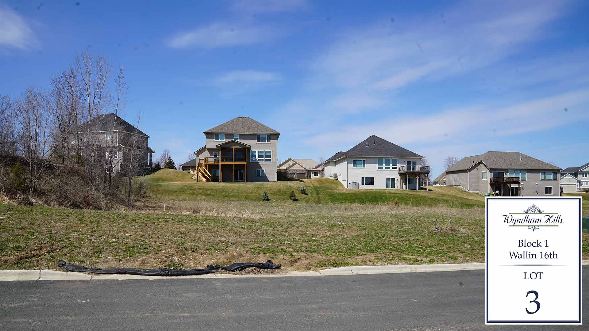 Wyndham Hills - Wallin 14th Lot 1 Block 3 Curbside